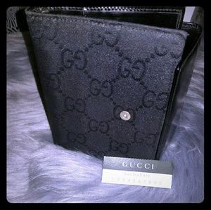 Gucci small notebook/binder